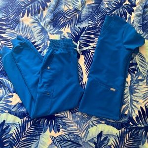ROYAL BLUE FIGS SCRUB SET!